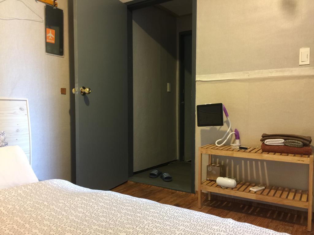 Backpackers In Jeju City Center Eksteriør billede