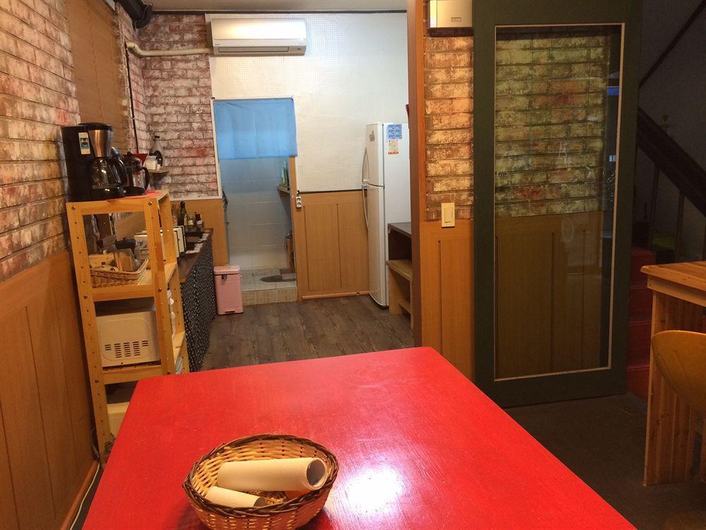 Backpackers In Jeju City Center Eksteriør billede