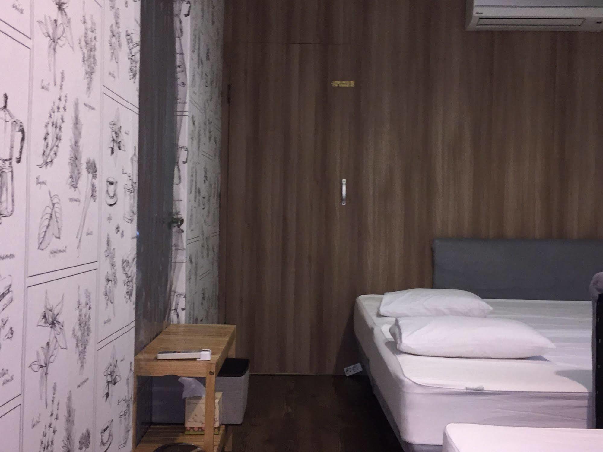 Backpackers In Jeju City Center Eksteriør billede
