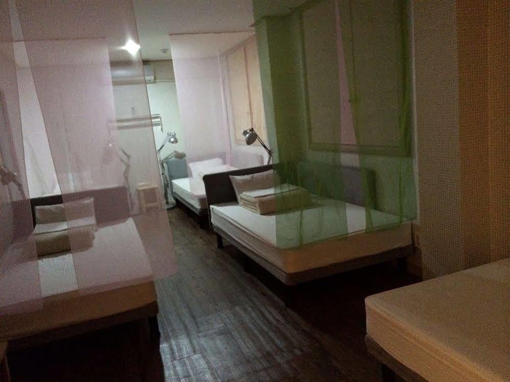 Backpackers In Jeju City Center Eksteriør billede